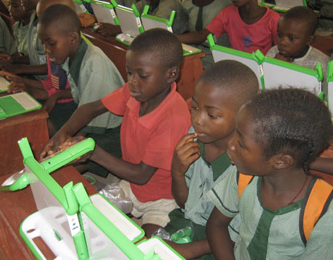 NigeriaOLPCclassroom.jpg